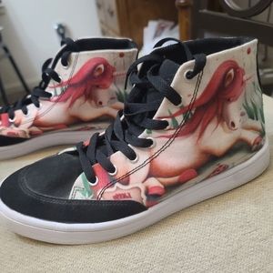 Hi-top Unicorn Sneakers* 🦄👟